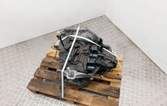 Opel Vivaro Manual 6 speed gearbox 304017407R CEPF6R9M R9M
