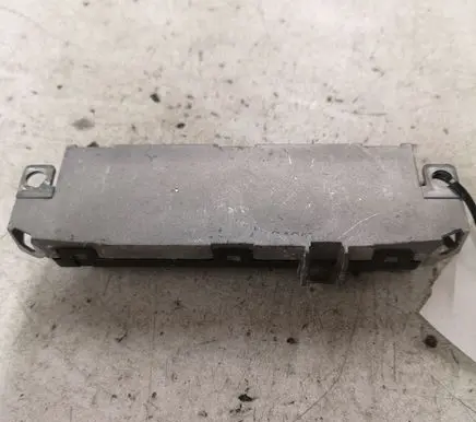 Audi A4 S4 B8 8K Aerial antenna amplifier 7617310173 8K5035225AA