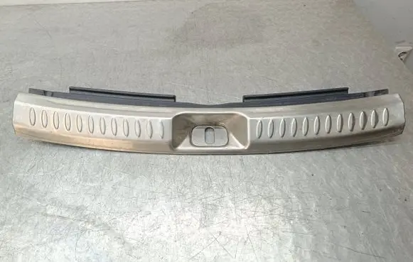 Hyundai i40 Trunk/boot sill cover protection 857703Z000 A2931173100