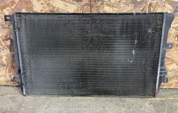 Skoda Octavia Mk2 (1Z) Coolant radiator 872272S