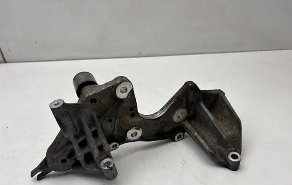 Audi A6 S6 C6 4F Fuel pump bracket 059130147H
