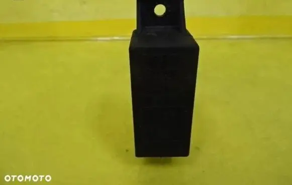 Seat Toledo I (1L) Other relay 8697212311