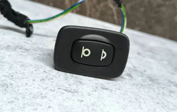 Citroen C4 Grand Picasso Suspension ride height/mode switch 96384805XT 031771934 040609