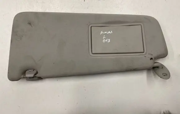 Sun visor