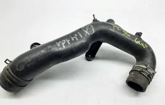 Skoda Fabia Mk2 (5J) Air intake hose/pipe 6Q0129654BD