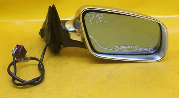 Front door electric wing mirror
