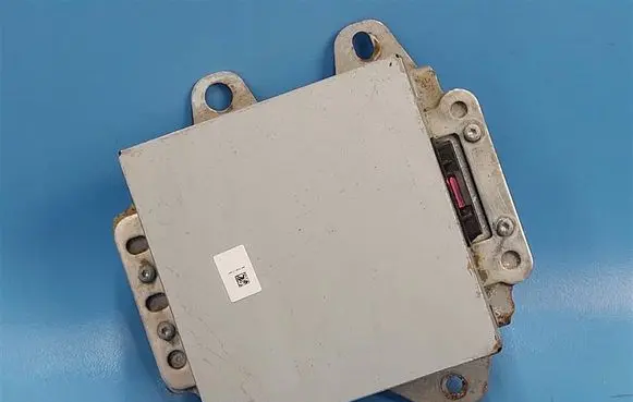 Ford Explorer Battery control module LB5T-19J254-BD