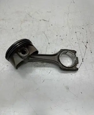 Porsche Macan (95B) Piston with connecting rod