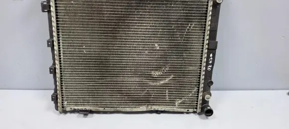 Mercedes-Benz E W124 Coolant radiator