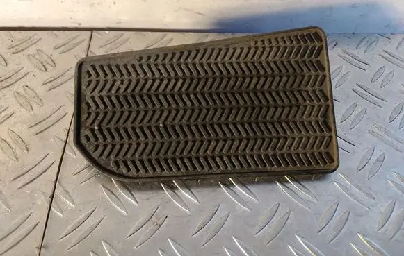 Honda CR-V Foot rest pad/dead pedal 46992STKA8