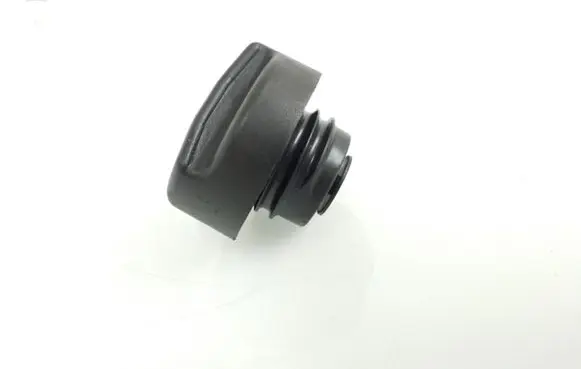 Opel Zafira A Fuel tank filler cap 