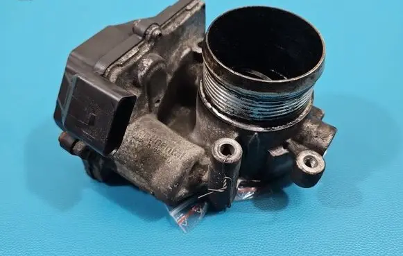 Skoda Octavia Mk2 (1Z) Throttle body valve 03L128063E IMPRK1526857