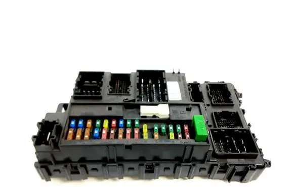 Ford Fusion II Fuse module EG9T15604 A2C7384610800