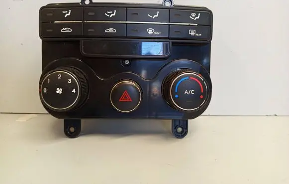 Hyundai i30 Climate control unit 972502LXXX JD038208 C1R145657