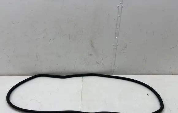 BMW 6 F06 Gran coupe Trunk rubber seal (body) 7228502
