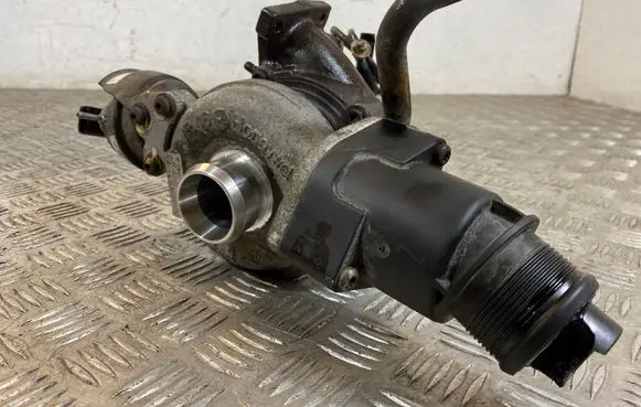 Audi A4 S4 B8 8K Turbo 03L145721A GTC1446V 069310001