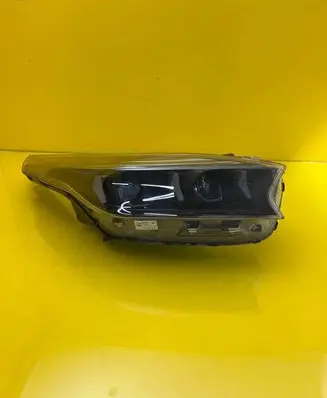 KIA Xceed Headlight/headlamp 92102J7850