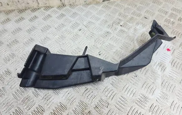 Renault Clio III Front bumper mounting bracket 8200289846 1859434116