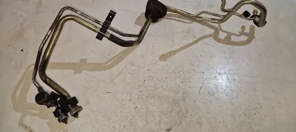 Volvo XC70 Air conditioning (A/C) pipe/hose 31250461