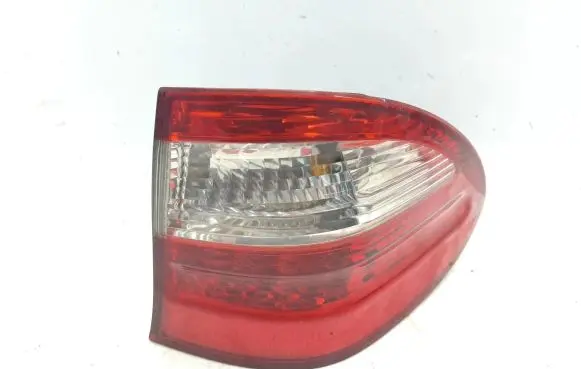 Mercedes-Benz E W211 Rear/tail lights A2118201664