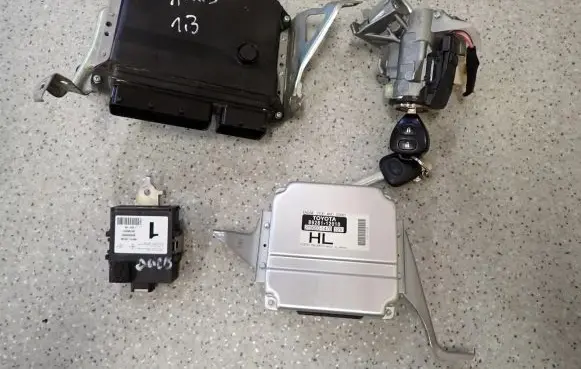 Toyota Auris 150 Other control units/modules 89261-12010