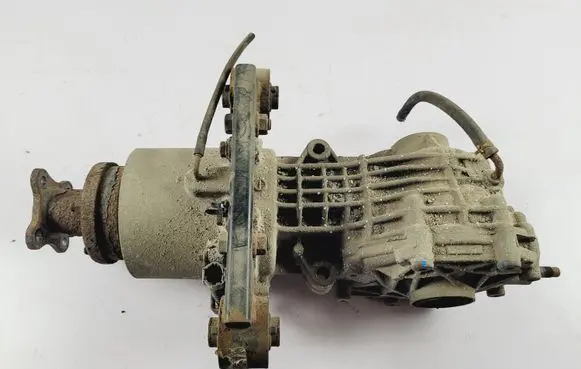 Nissan Pathfinder R52 Rear differential A163032310 233D5AADD5F3