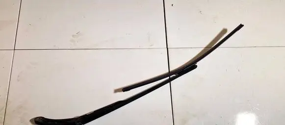 Audi A6 S6 C6 4F Front wiper blade arm 4939 74560