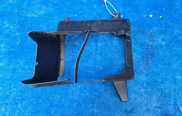 BMW 5 F10 F11 Intercooler air guide/duct channel 7200789