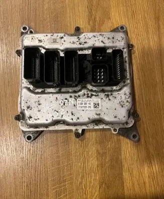 BMW 3 F30 F35 F31 Engine control unit/module 8664660 171077235 0261S15452