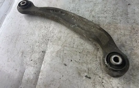 Chrysler 300 - 300C Rear control arm