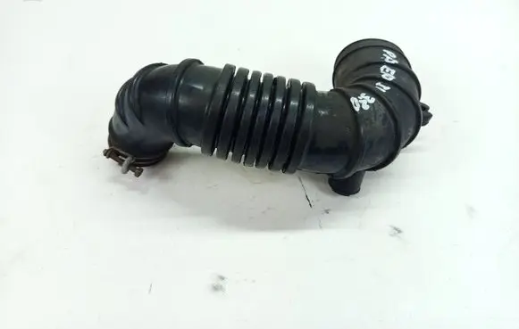 Mitsubishi Pajero Turbo air intake inlet pipe/hose 1505A196 1505A195