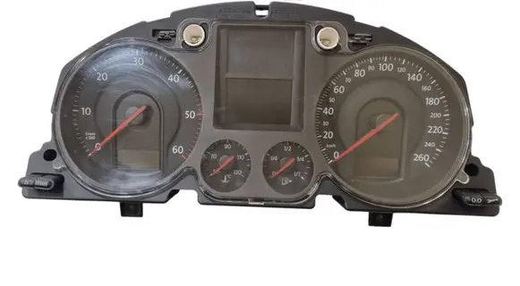 Volkswagen PASSAT B6 Speedometer (instrument cluster) 3C0920860N