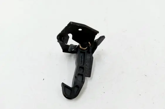 Citroen e-C3 Engine bonnet/hood lock/latch loop/hook 9846840080