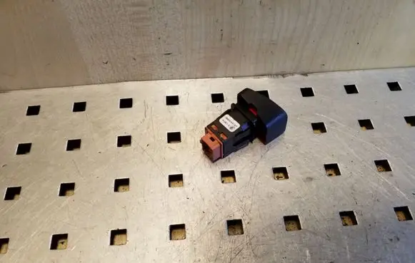 Peugeot 5008 Hazard light switch 96652441XT