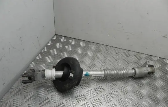 BMW i3 Steering column universal joint 6864556 VD19836