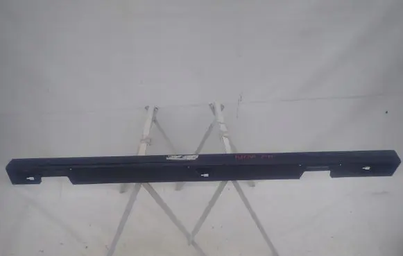 Mazda 5 Sill C23651P51