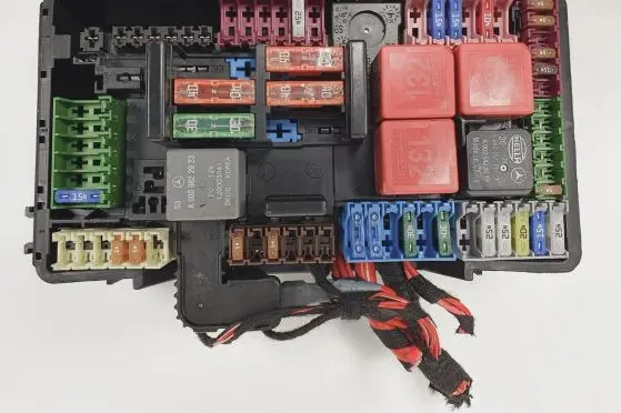 Mercedes-Benz GLC X253 C253 Fuse box set A2059068501