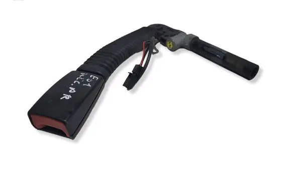BMW 5 E60 E61 Front seatbelt buckle 7065848 040404 270904