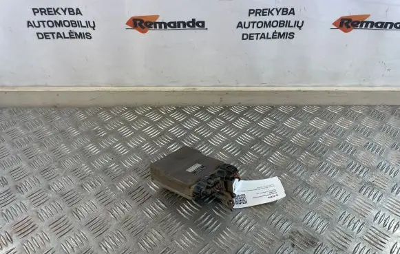 Toyota Avensis Verso Fuel injection control unit/module 8987120030 1310001041