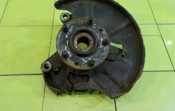 Mazda CX-7 Front wheel hub spindle knuckle PRZOD