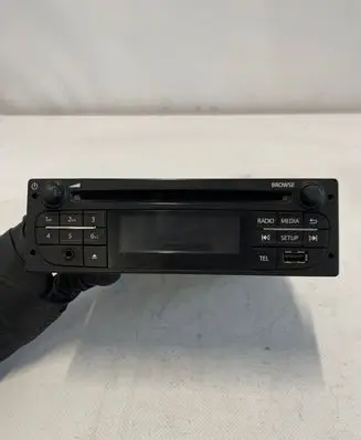 Renault Master III Radio/CD/DVD/GPS head unit 0150147711