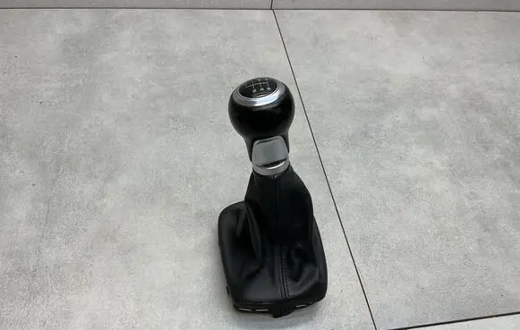Audi A3 S3 8P Gear lever shifter trim leather/knob 8P0863279A