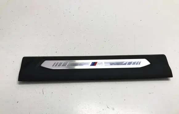 BMW 2 F44 Front sill trim cover 7489947