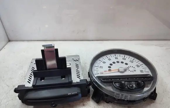 Mini Cooper Countryman R60 Radio/CD/DVD/GPS head unit 3457434 9232432