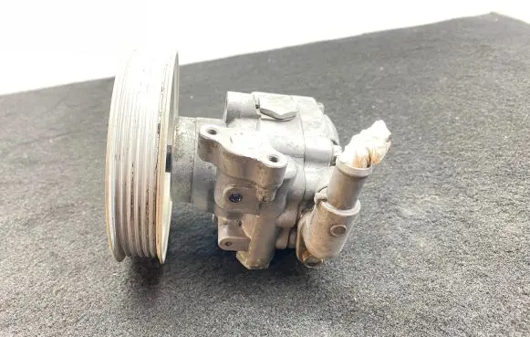 Audi A4 S4 B8 8K Power steering pump 8K0145153F 95265382 B4911045411