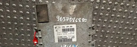 Peugeot 206 Engine control unit/module S25053601 IAW1AP.80 9637086880