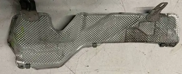 BMW 5 F10 F11 Heat shield in engine bay 7193523 24640010