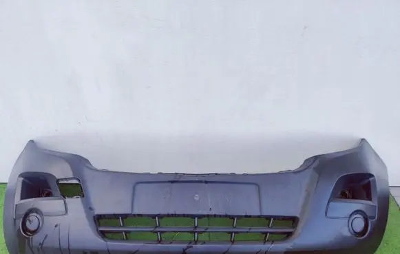 Opel Movano B Front bumper 620223423R