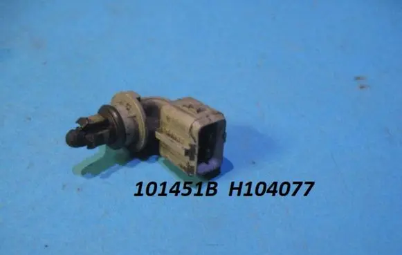 Renault Clio II Intake air temperature sensor 101451B H104077