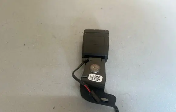 BMW iX3 G08 Rear seatbelt buckle 7414287